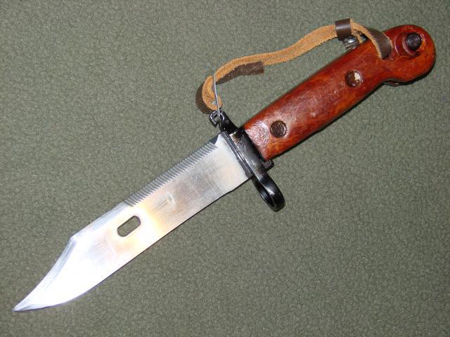 Штык-нож к АКМ образца 1959 года: характеристик, назначение и фото