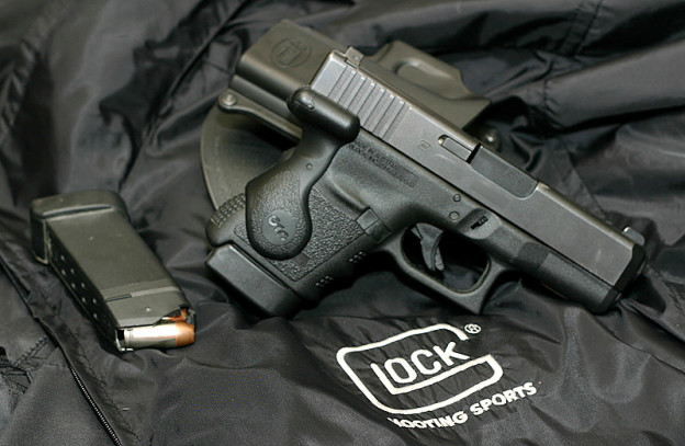 Пистолет Glock 30
